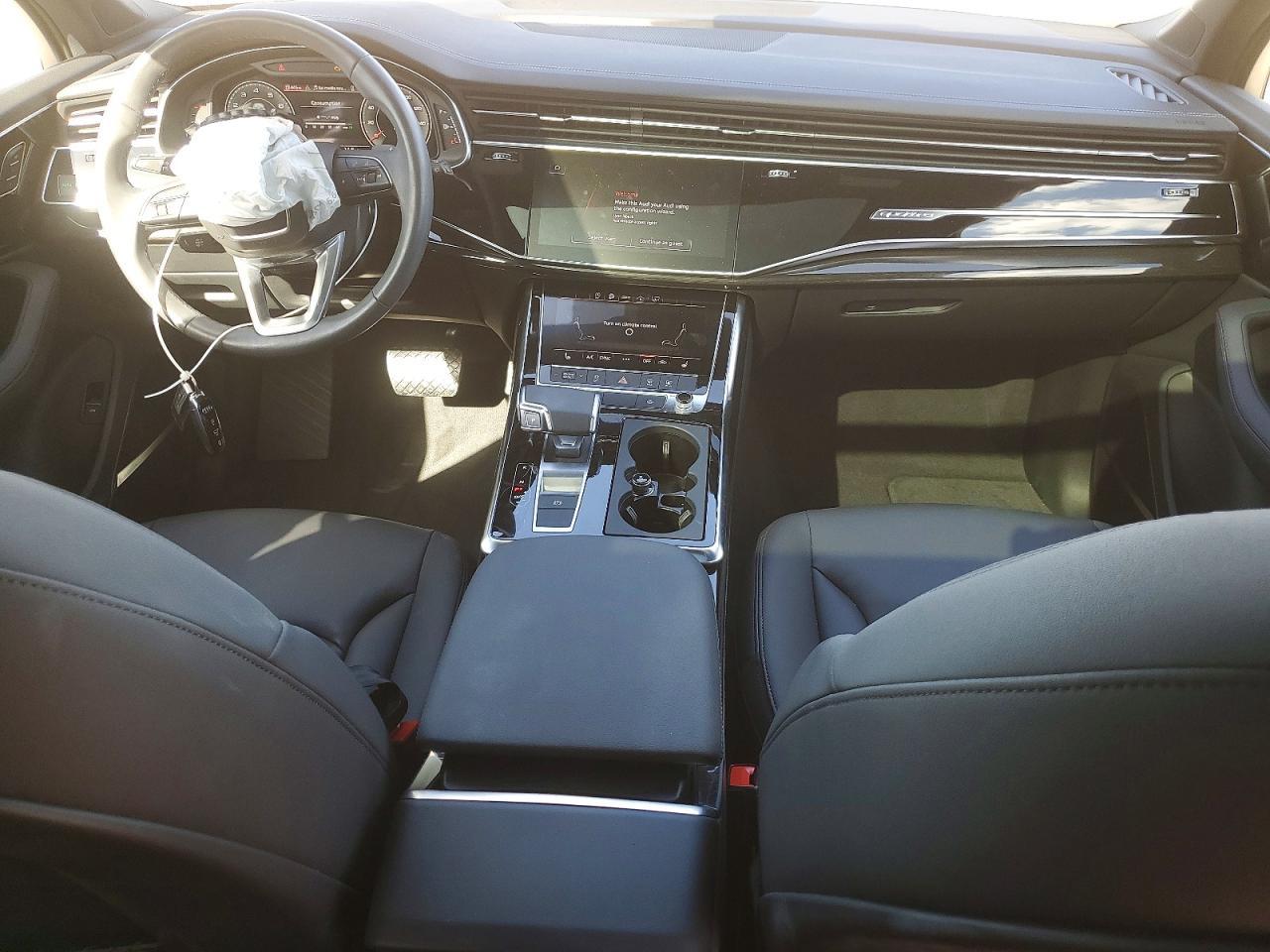 2023 Audi Q7 Premium Plus