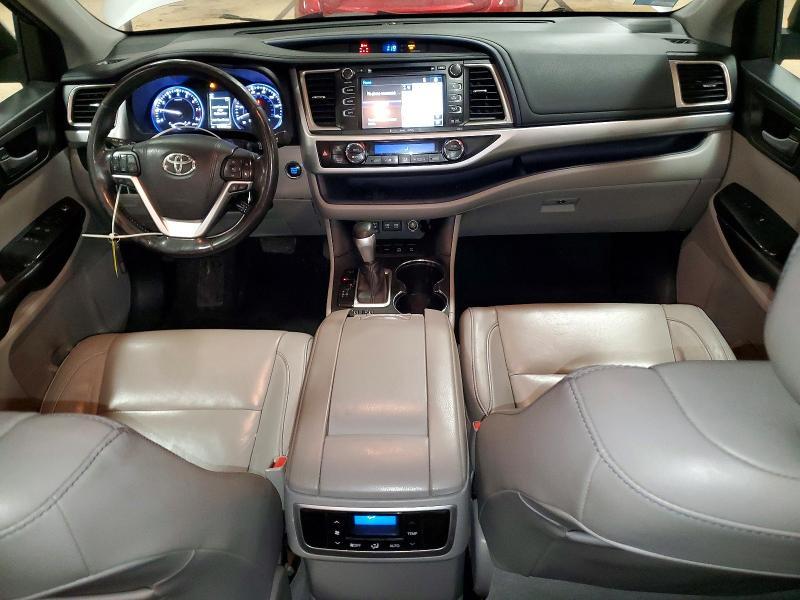 2017 Toyota Highlander