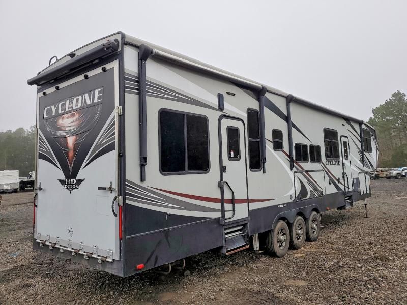 2018 Heartland Cyclone-Camper