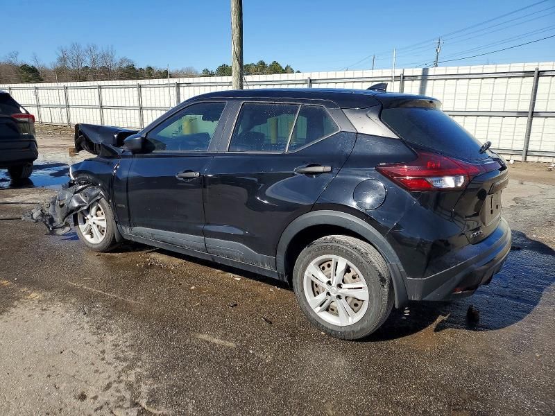 2023 Nissan Kicks s