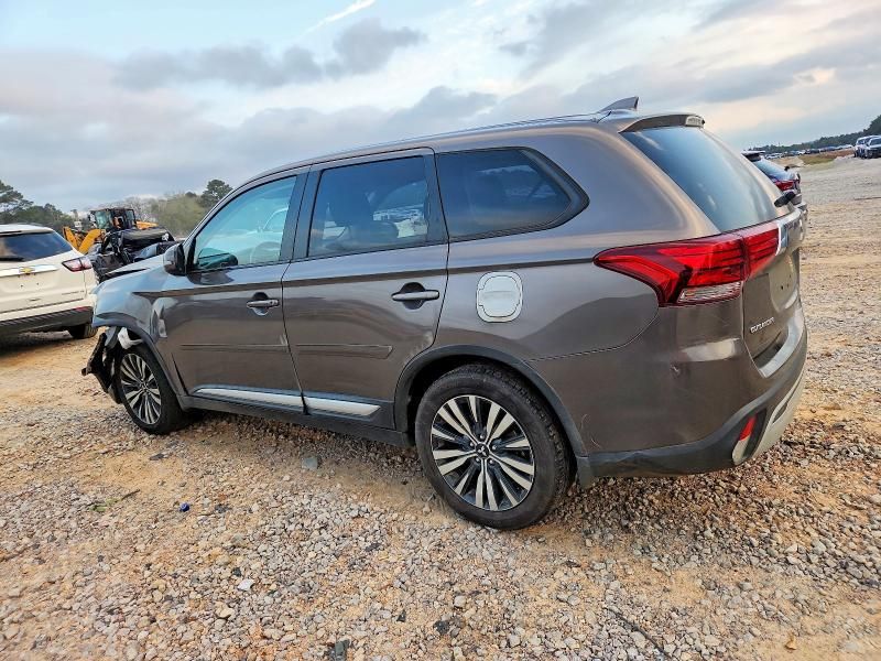 2020 Mitsubishi Outlander se