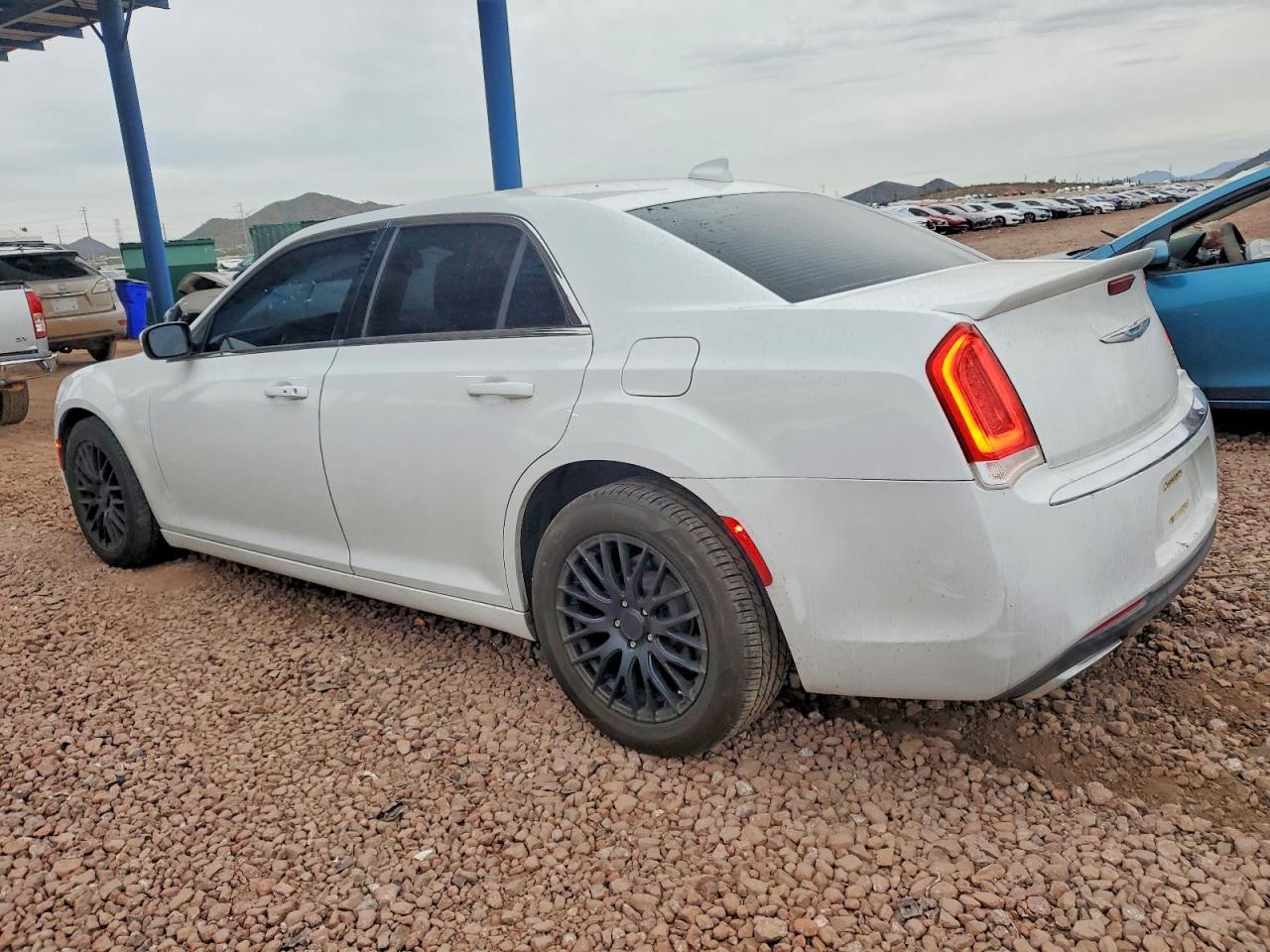 2017 Chrysler 300 Limited
