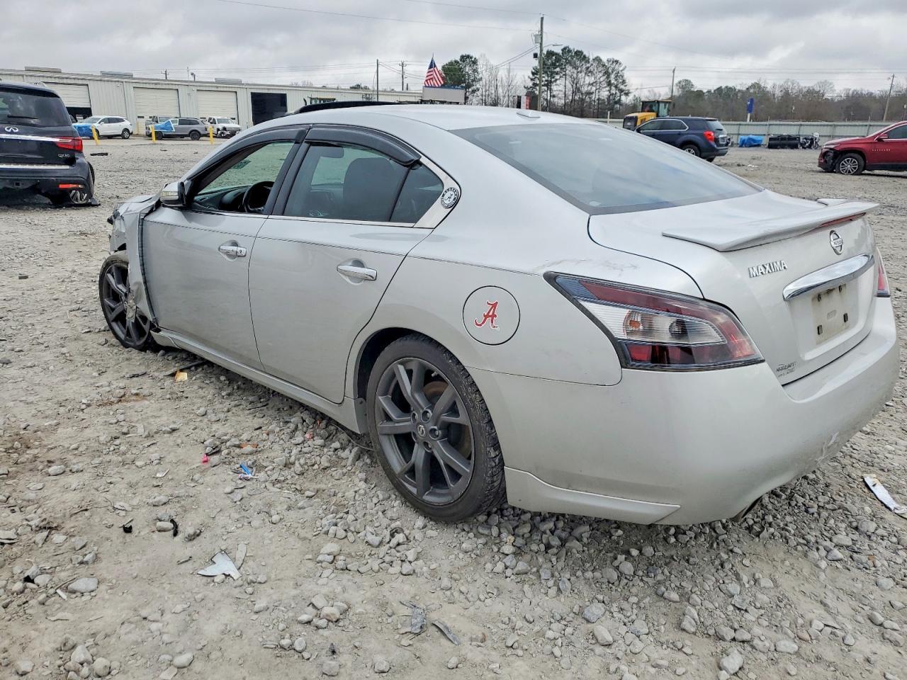 2013 Nissan Maxima s