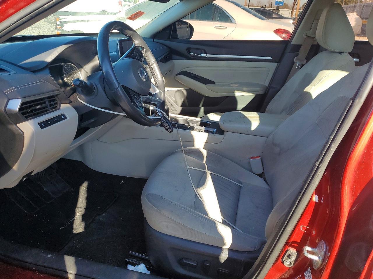 2019 Nissan Altima sv