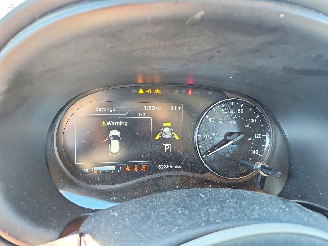 2022 Nissan Kicks sr