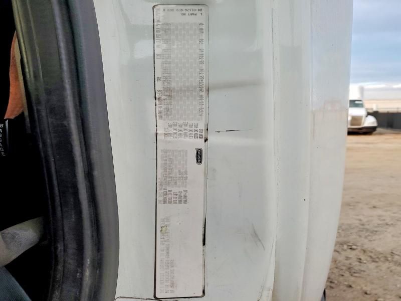 2016 Freightliner Cascadia 125 Semi Truck