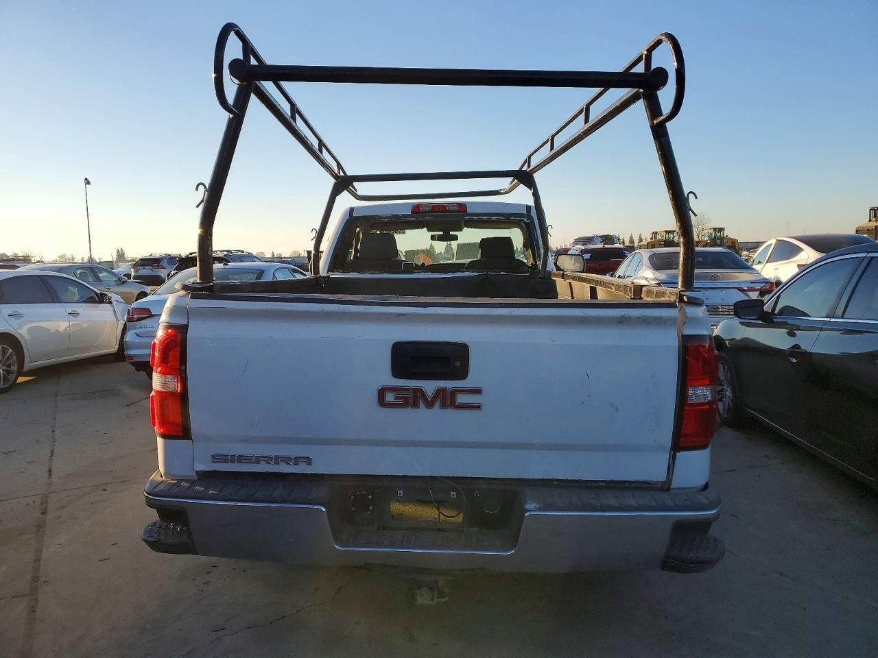 2018 GMC Sierra C1500