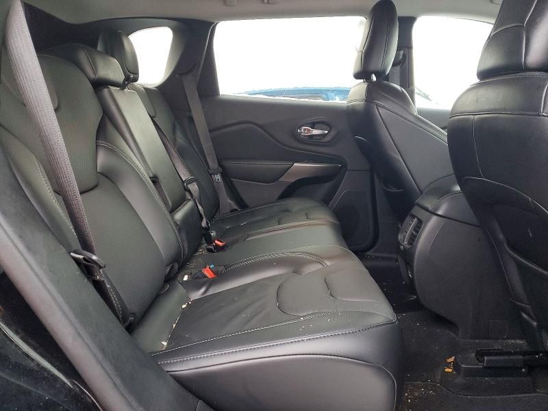 2021 Jeep Cherokee Latitude lux