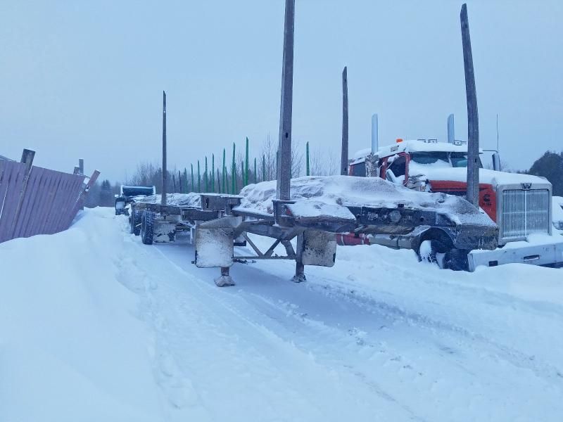 2006 Manac Inc Trailer