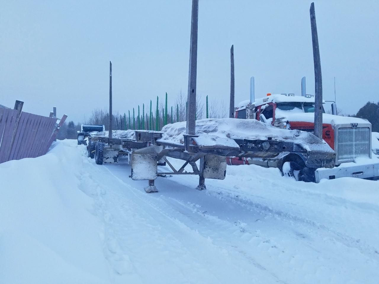 2006 Manac Inc Trailer