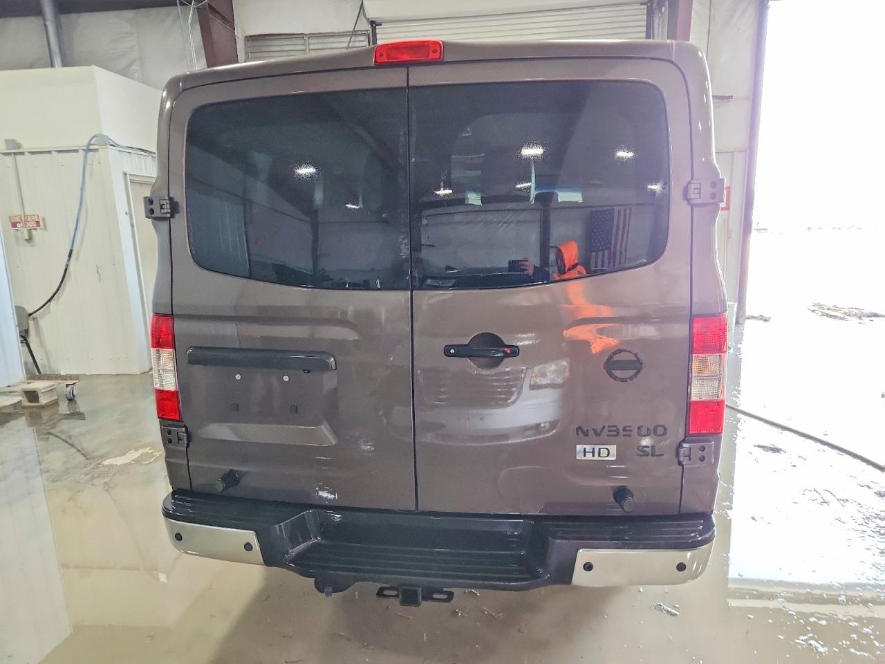 2016 Nissan Nv 3500 s