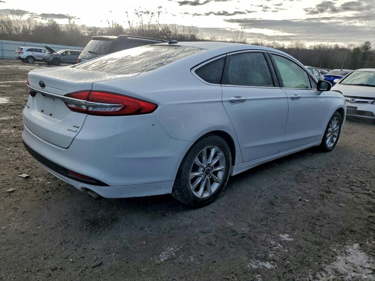 2017 Ford Fusion se