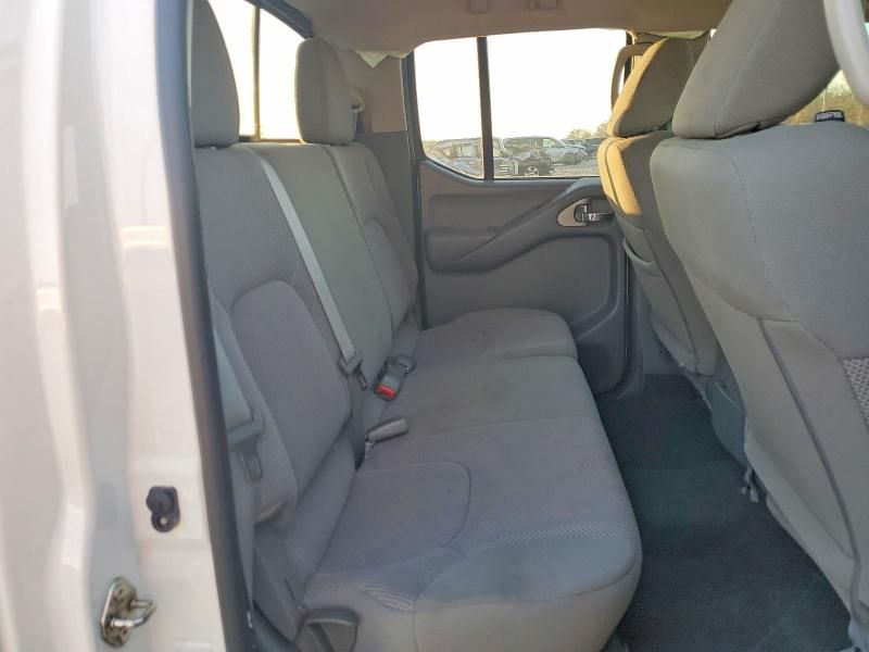 2019 Nissan Frontier s