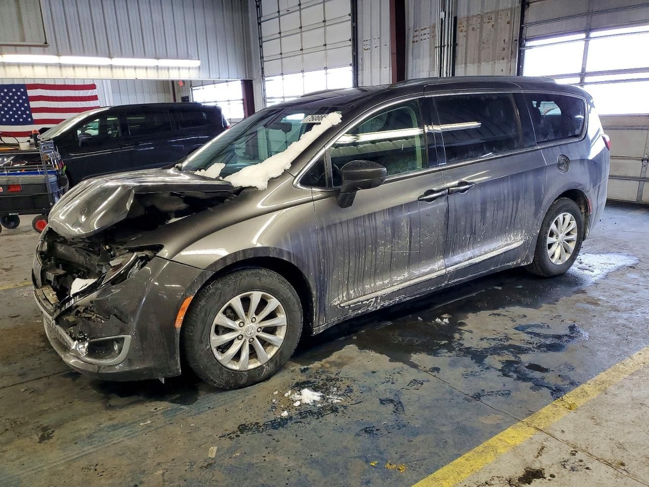 2018 Chrysler Pacifica Touring l
