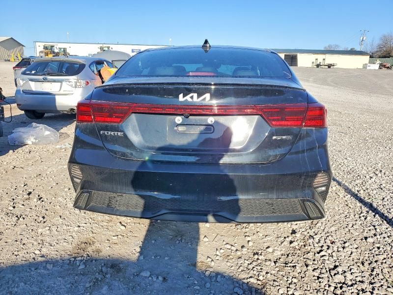 2023 KIA Forte gt Line