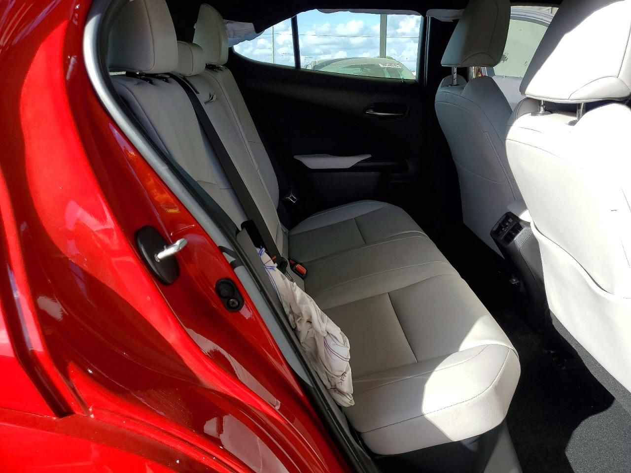 2025 Lexus Ux 300h Base