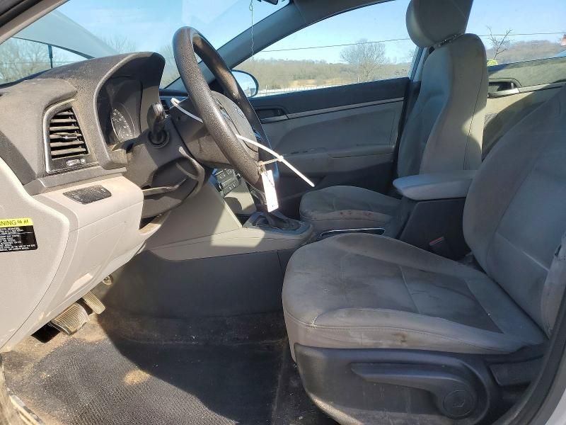 2018 Hyundai Elantra se