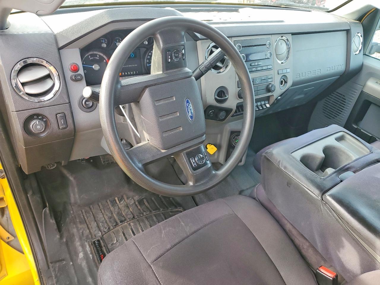 2019 Ford F650 Super Duty Rollback Truck