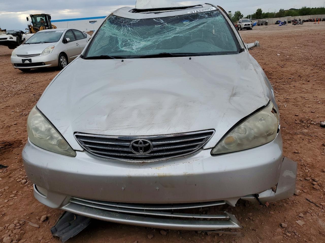 2005 Toyota Camry le