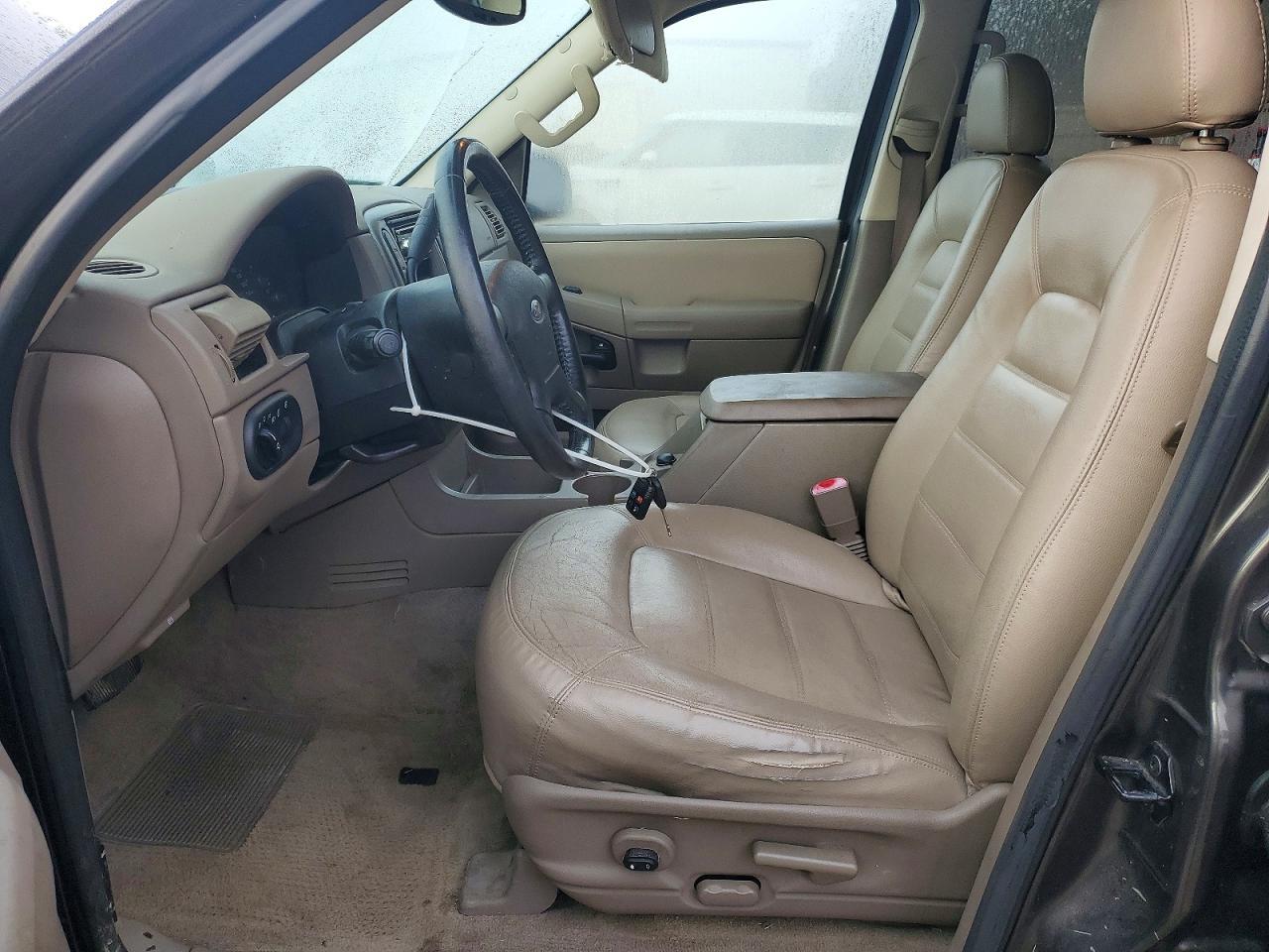 2005 Ford Explorer xlt