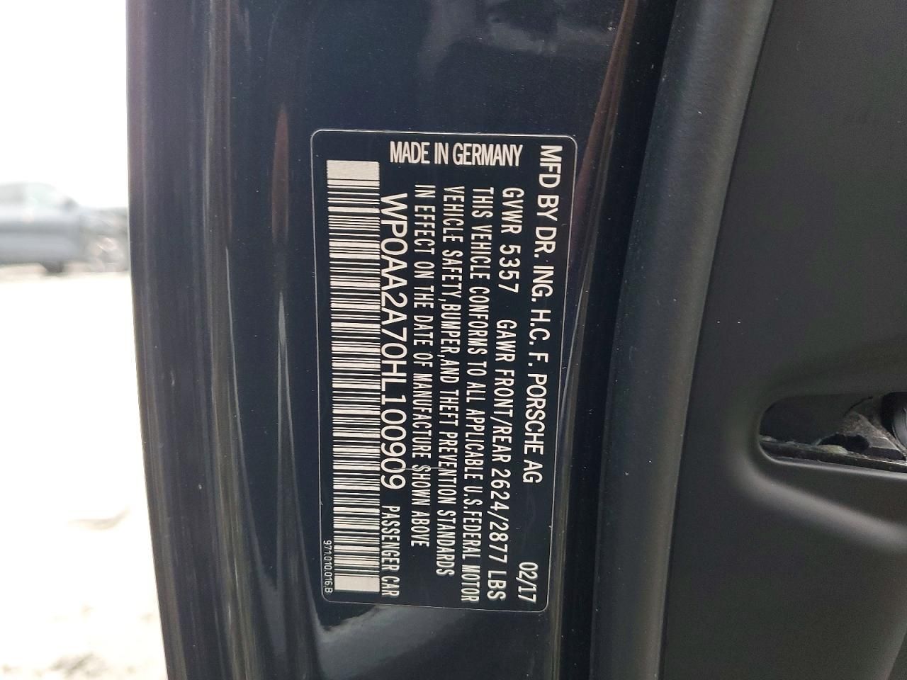 2017 Porsche Panamera 2