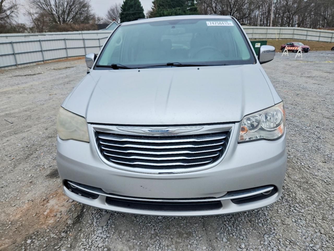 2012 Chrysler Town & Country Touring l