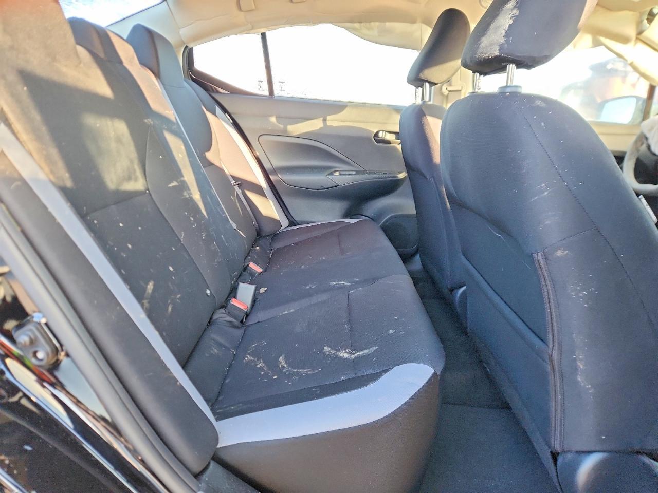 2025 Nissan Versa s