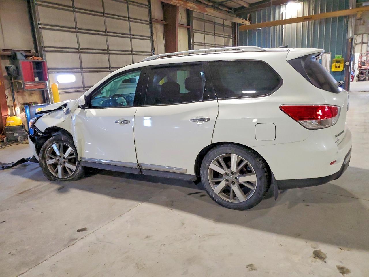 2016 Nissan Pathfinder