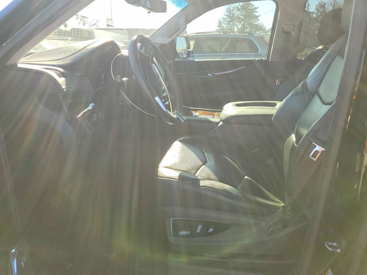 2017 Cadillac Escalade Luxury