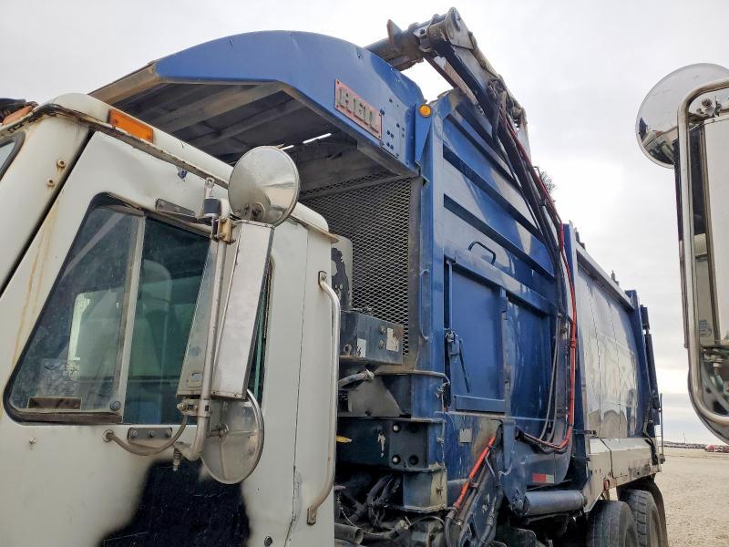 2014 Mack LEU613 Refuse Truck