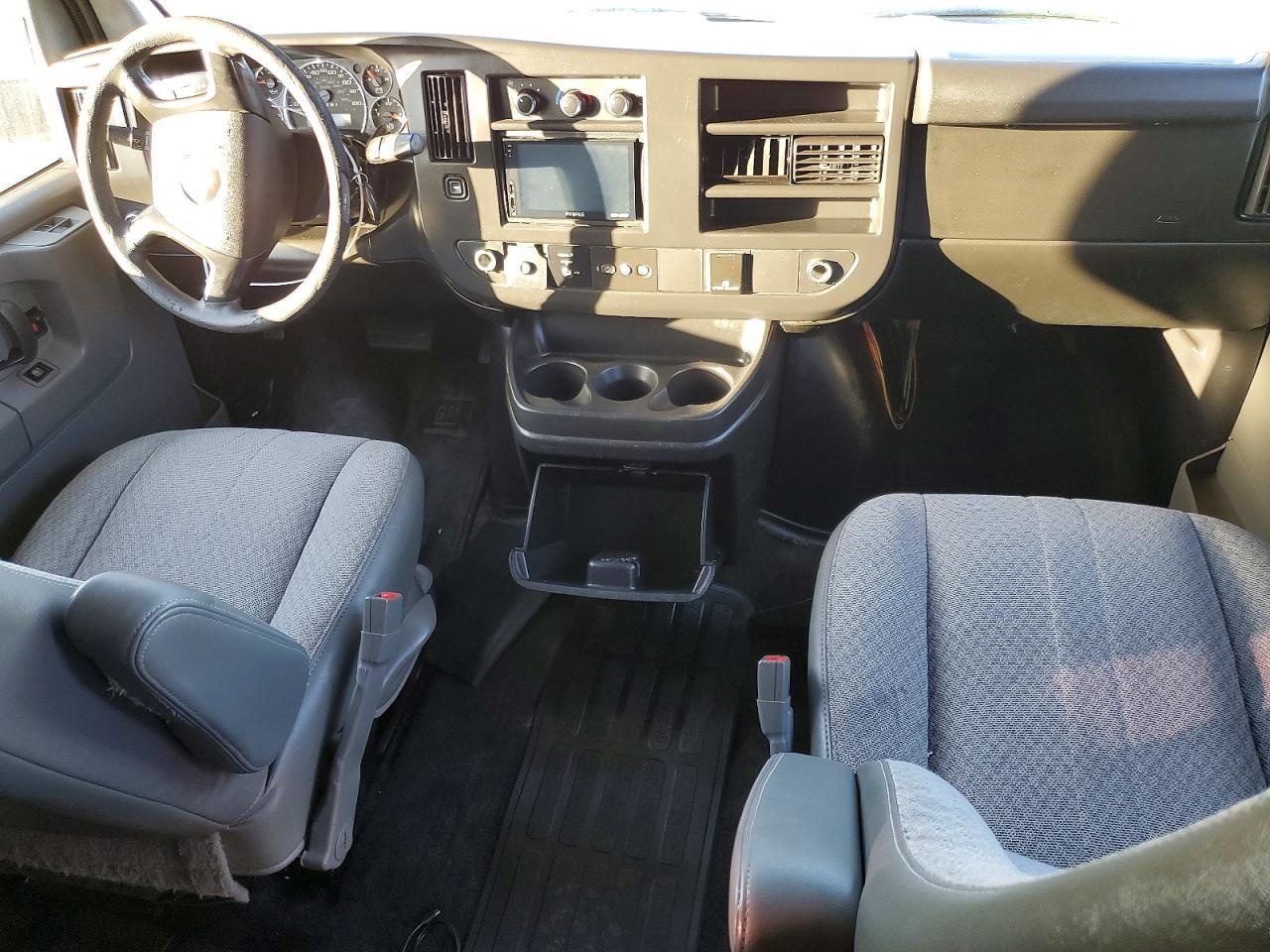 2015 Chevrolet Express G3500 LT