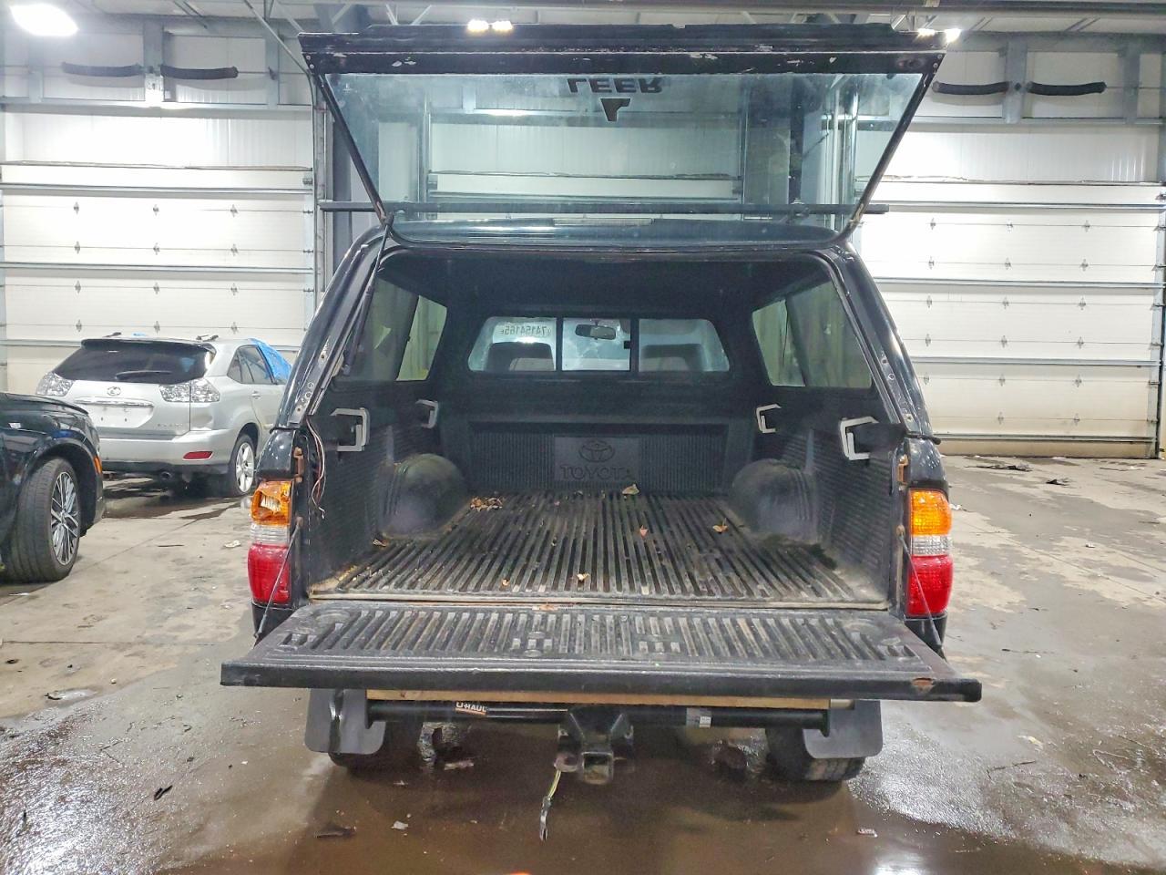 2002 Toyota Tacoma Base