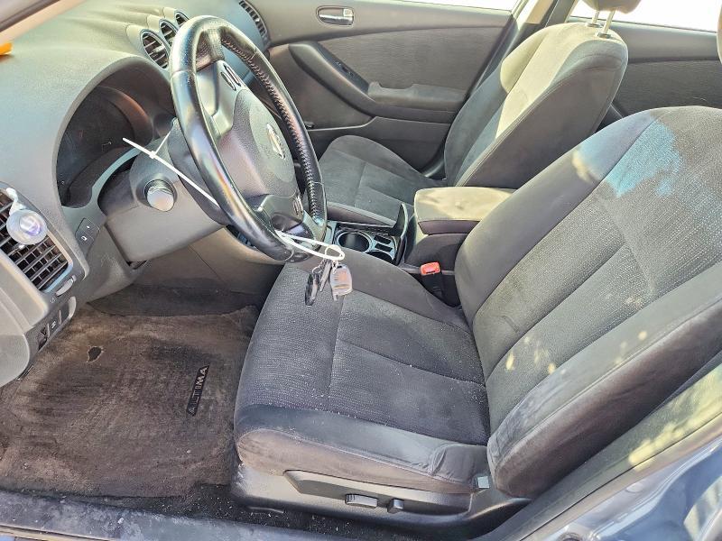 2010 Nissan Altima Base