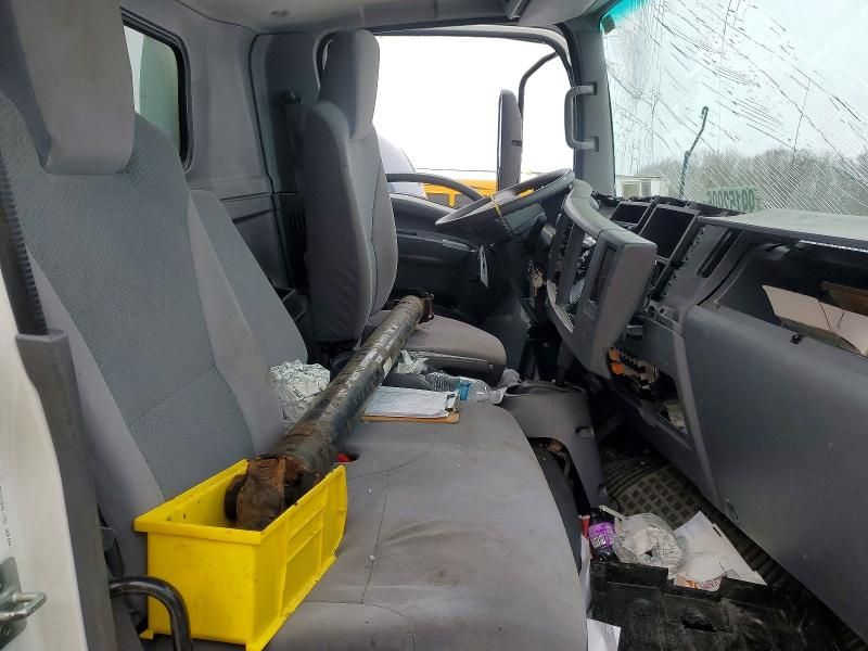 2019 Isuzu Npr hd box Truck