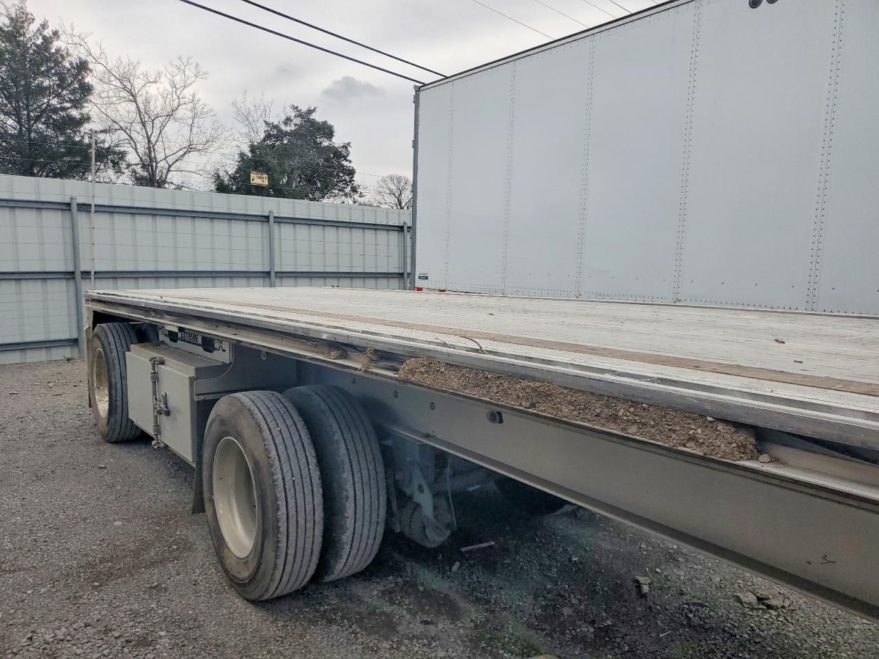 2024 Extreme Flatbed Side Curtain Trailer