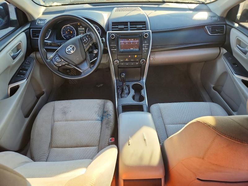 2016 Toyota Camry le