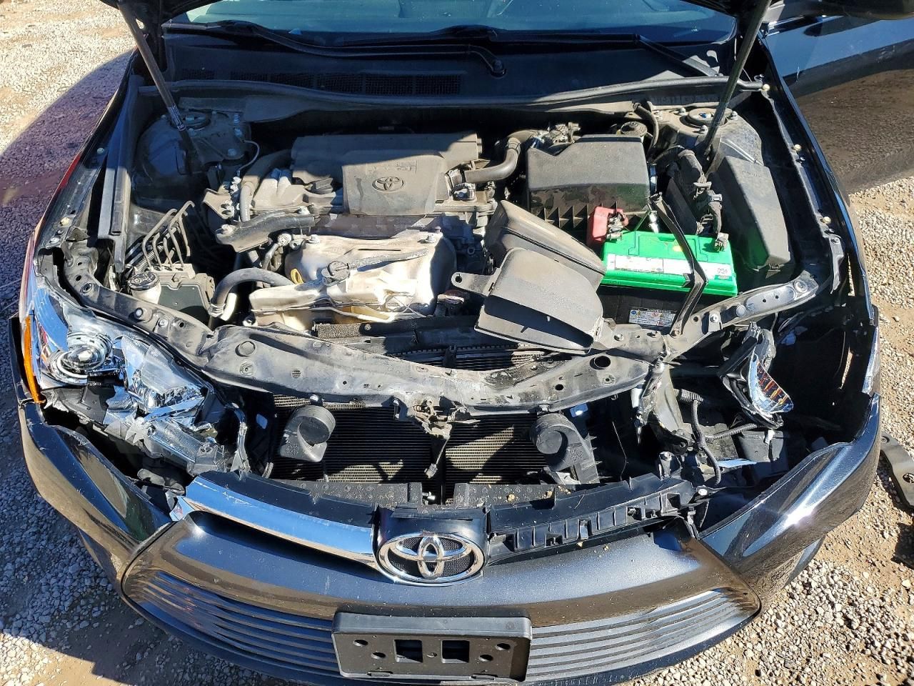 2016 Toyota Camry le