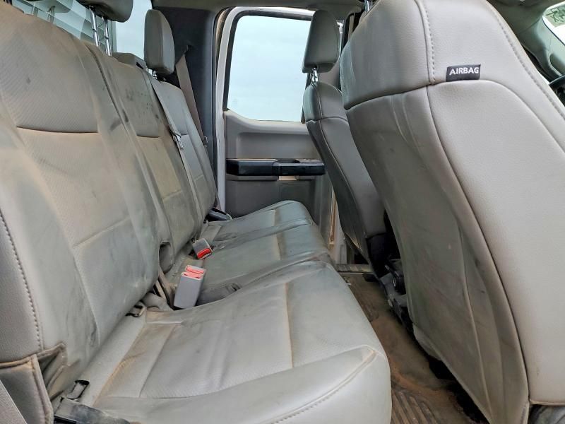 2017 Ford F250 Super Duty Utility / Service Truck