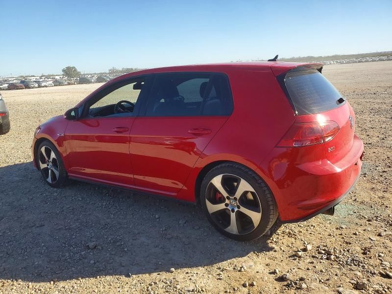 2016 Volkswagen Golf Base / s