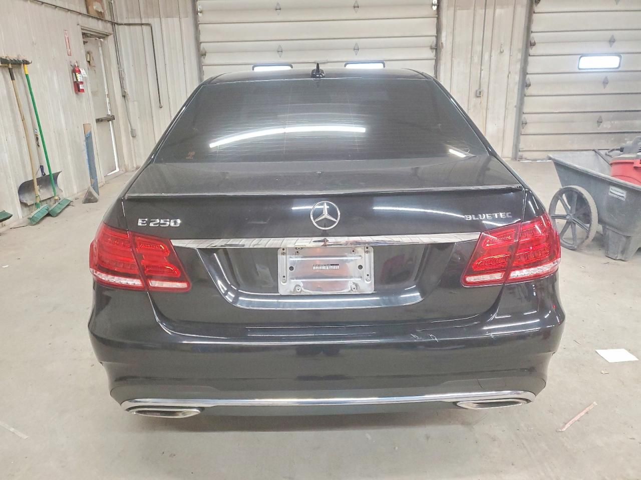 2016 Mercedes-Benz E 250 Bluetec