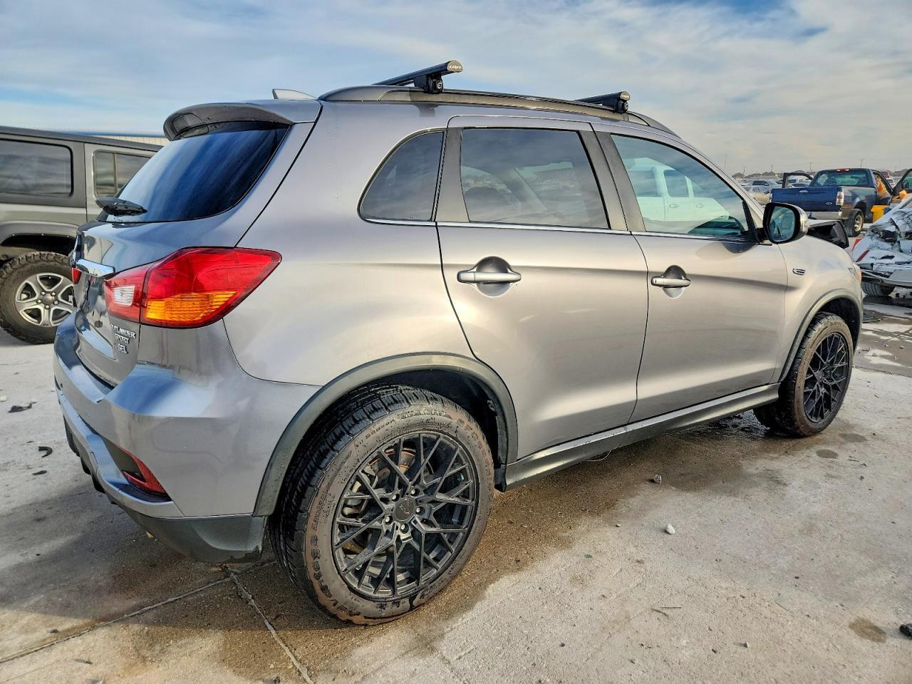 2018 Mitsubishi Outlander Sport sel
