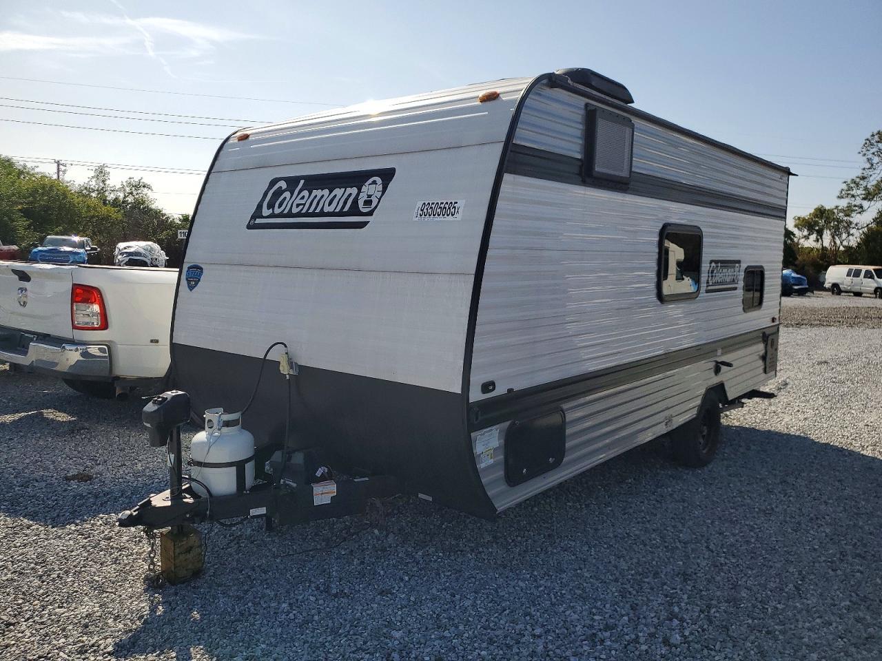 2025 Coleman 17b Travel Trailer