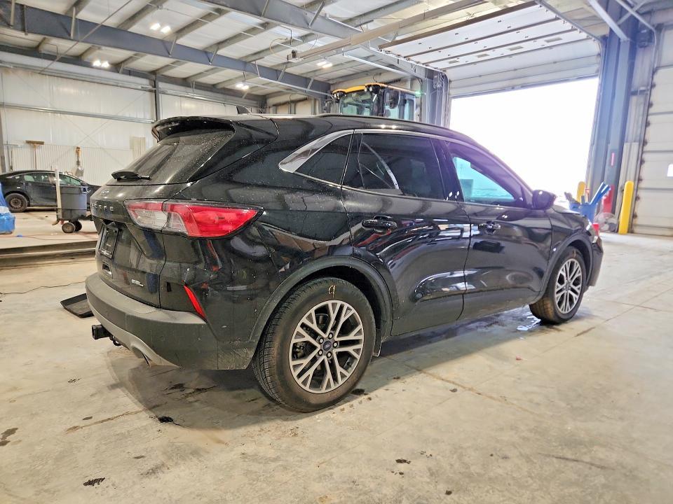 2021 Ford Escape sel