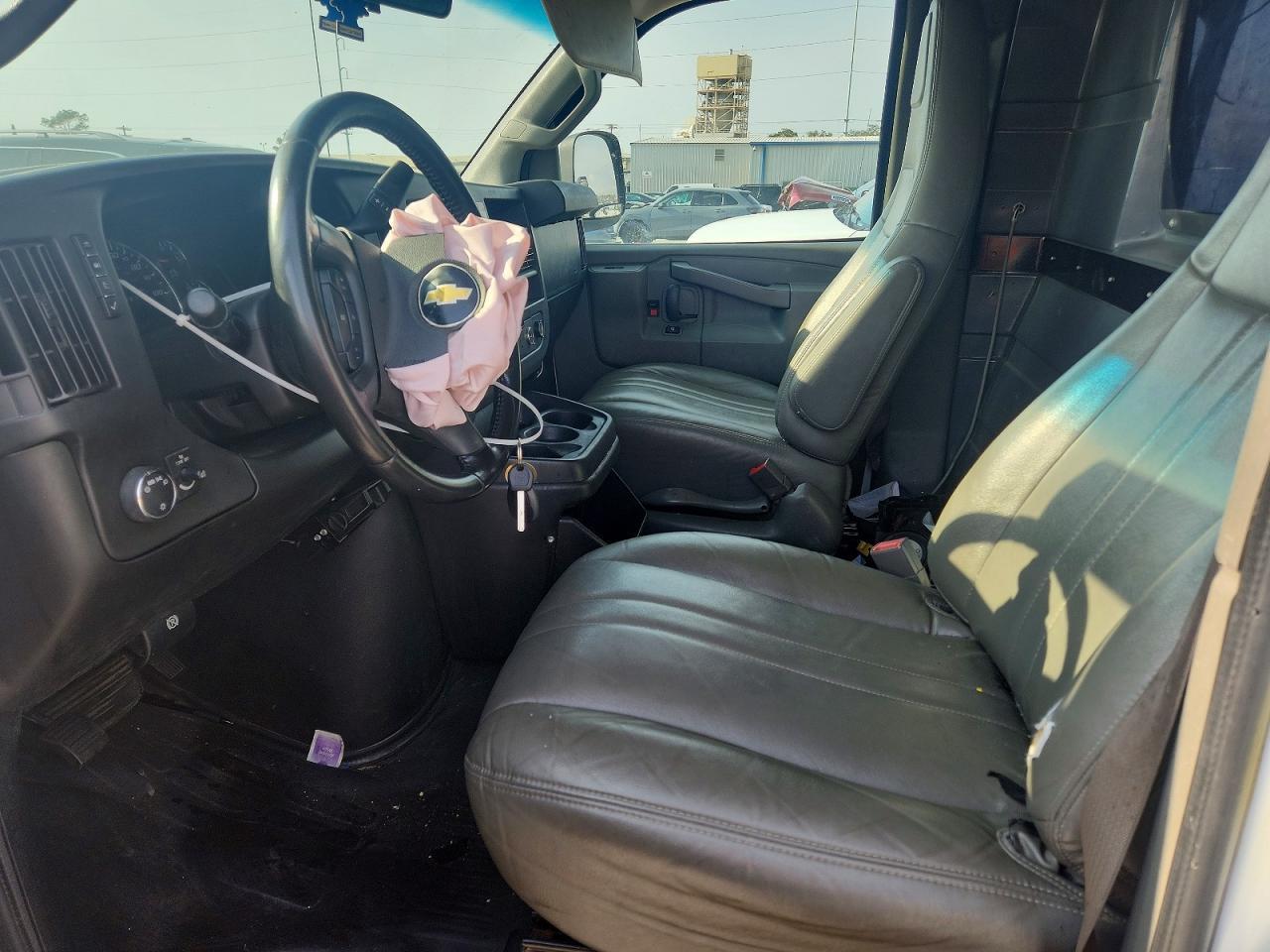 2021 Chevrolet Express G2500