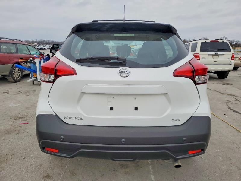 2018 Nissan Kicks s