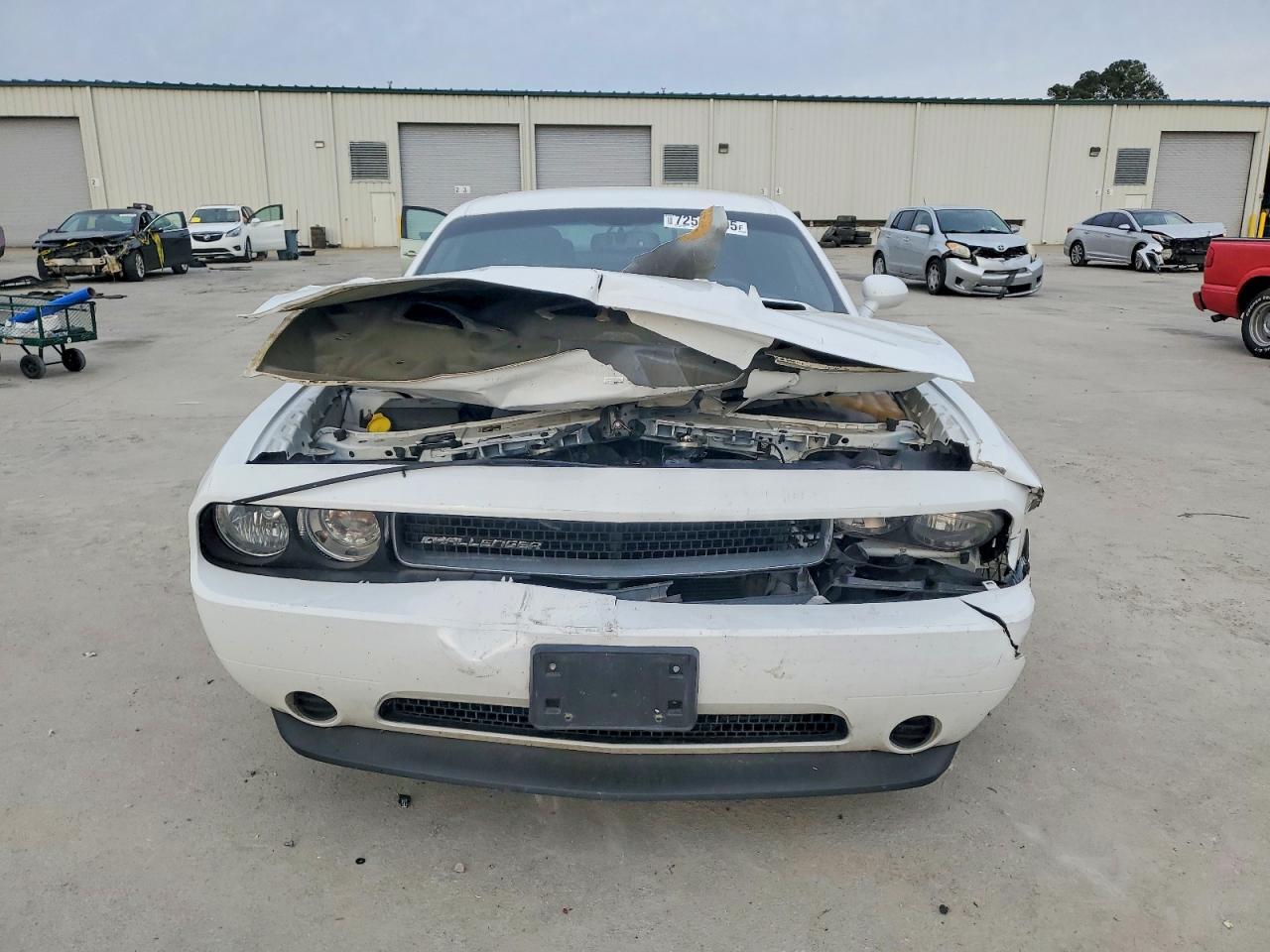 2012 Dodge Challenger sxt