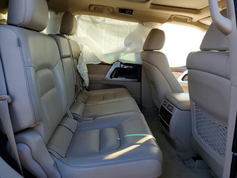 2014 Toyota Land Cruiser