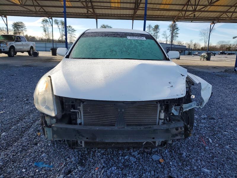 2010 Nissan Altima Base