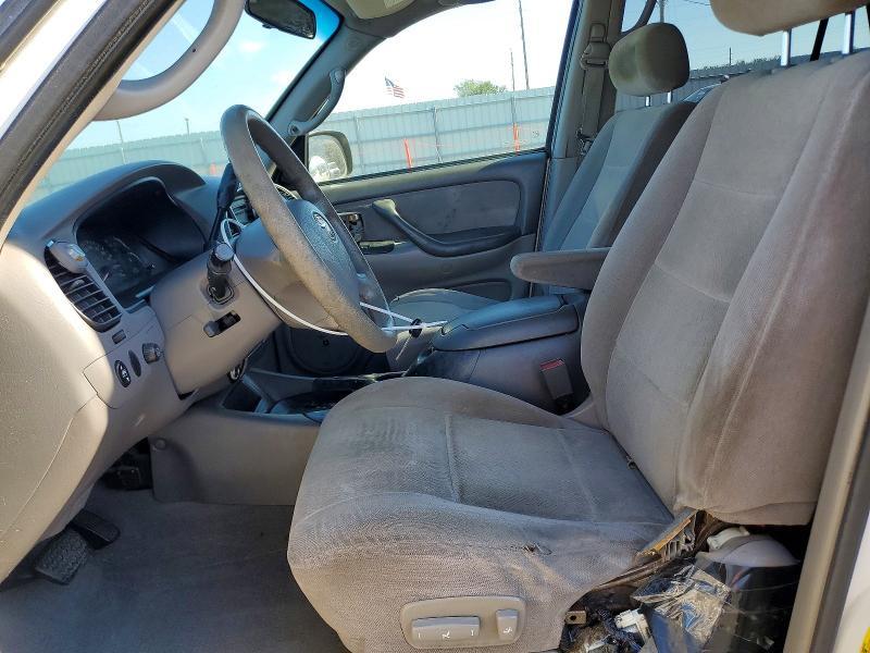 2003 Toyota Sequoia SR5