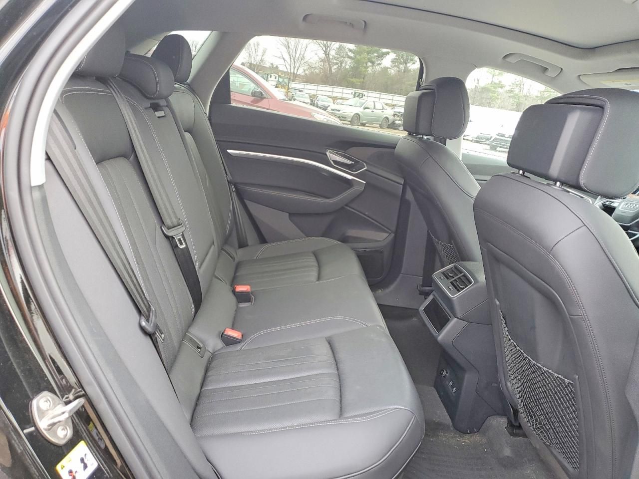 2019 Audi E-tron Premium Plus